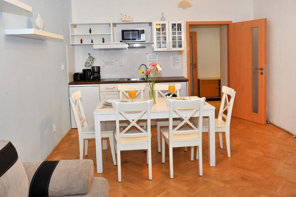 Condo In Vinohrady Prague Exterior photo