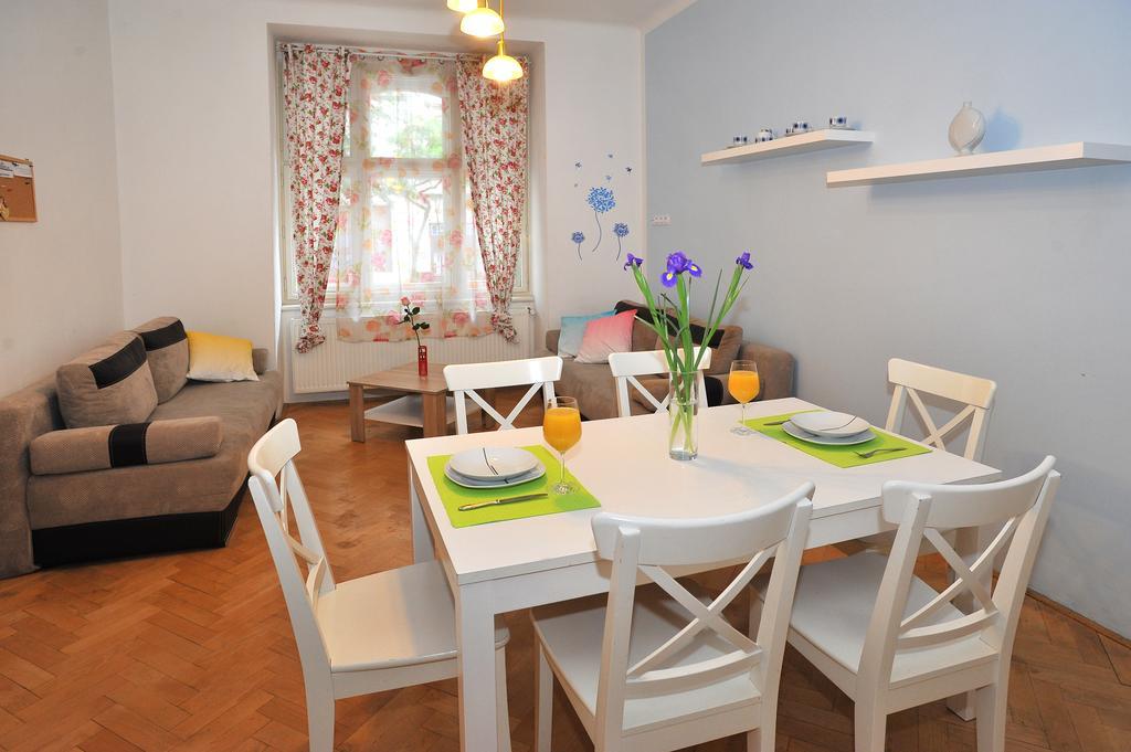 Condo In Vinohrady Prague Exterior photo